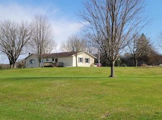 W8452 Kent Rd, Poynette, WI 53955