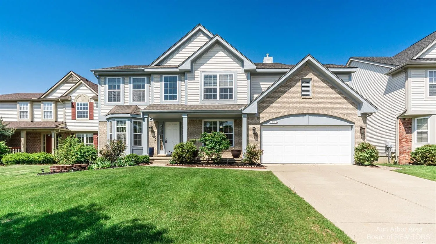 1812 Harley Dr photo 1