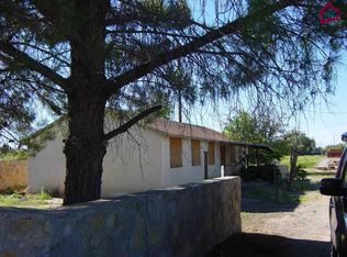160 Taylor Rd, Las Cruces, NM 88007