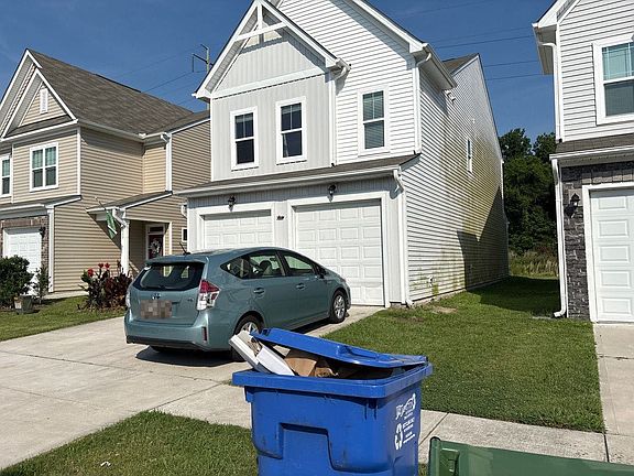 2nd image of 1613 Corbett St