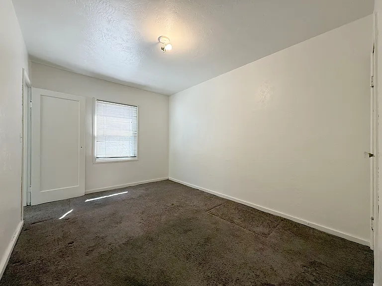 909 Laurel St #1 — Photo 4