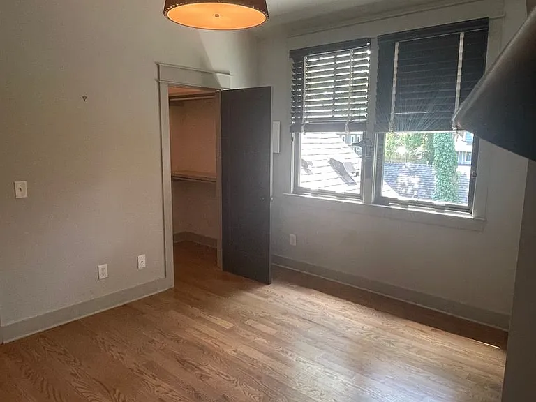 1206 Chapel Ave — Photo 21