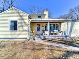 1140 W Giles Rd, Muskegon, MI 49445