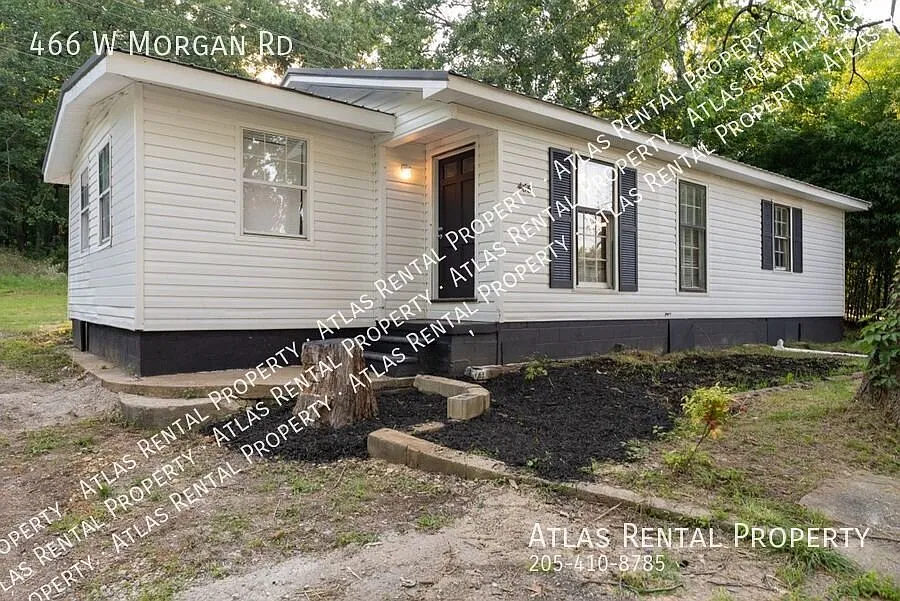 Pet Friendly/ Move in Ready Home in Decatur! — Photo 2