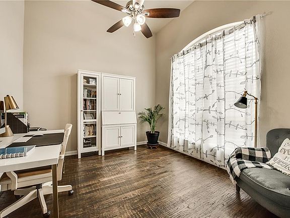 5th image of 10900 Grecian Dr
