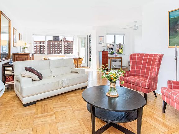 4th image of 3530 Henry Hudson Pkwy E #12H