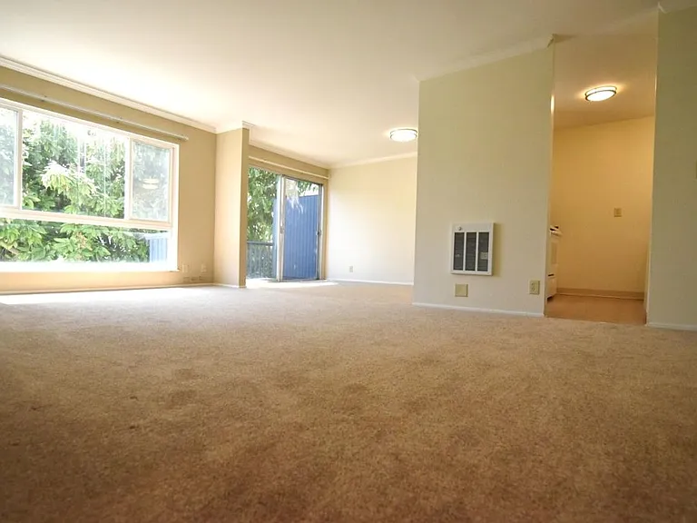 2126 Lincoln Ave #35 — Photo 2