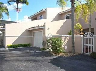 1304 NE 105th St #5, Miami Shores, FL 33138