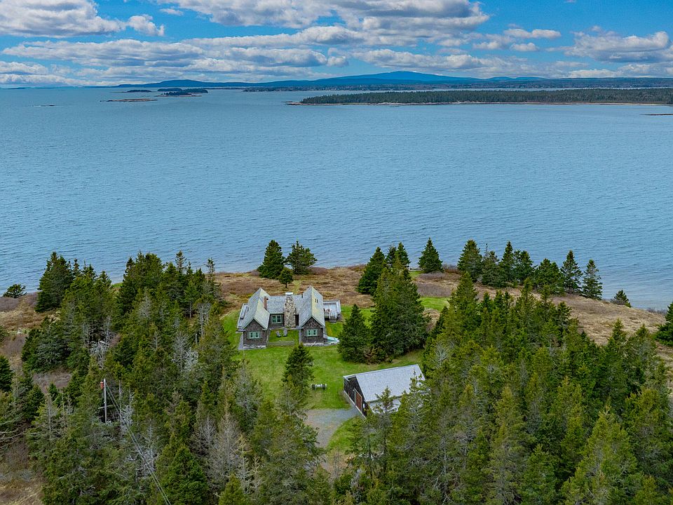 1st image of 421 Petitmanan Point Road