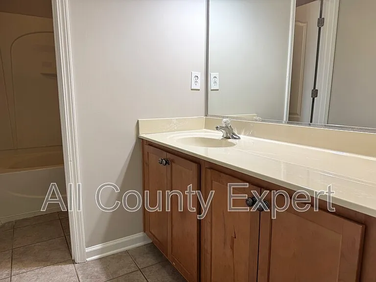 6020 Falls Landing Dr — Photo 22