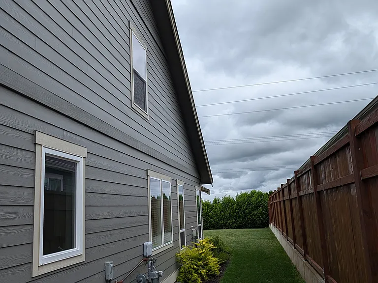 2220 Berryman Loop — Photo 4