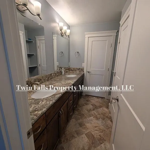 768 Sun Peak Way — Photo 52
