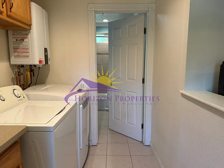 4109 Hill St — Photo 10