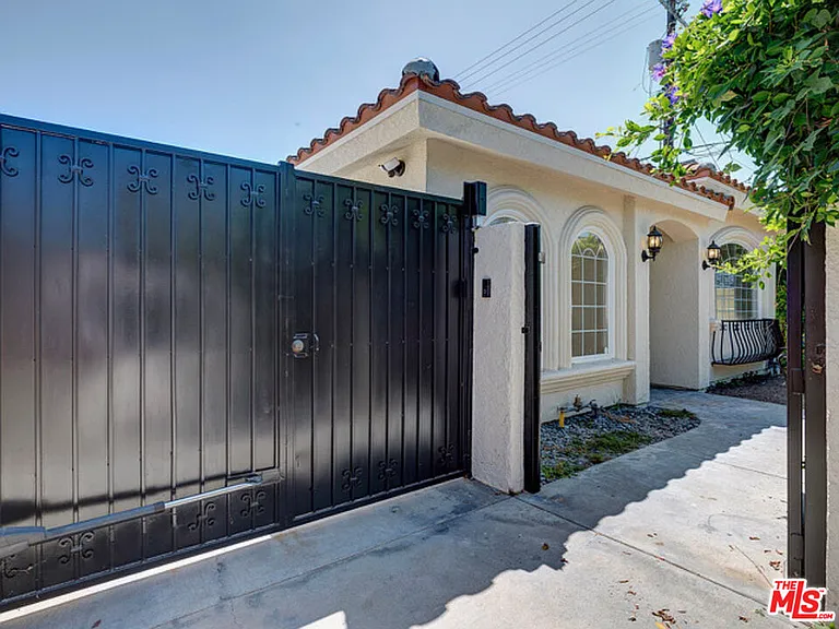 712 N Vista St — Photo 23