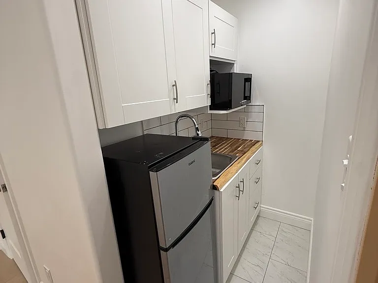 318 Cooper St #3 — Photo 2