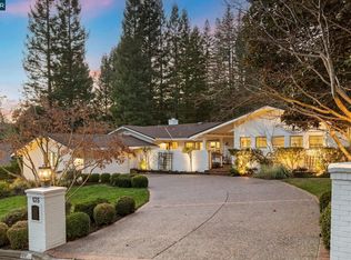 135 Amber Valley Dr, Orinda, CA 94563