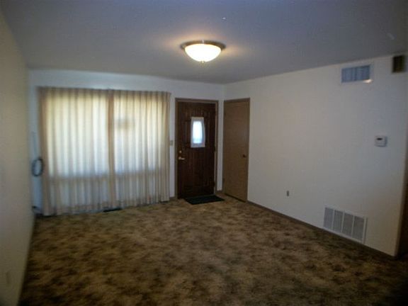 4th image of 109 N Washington St APT 3