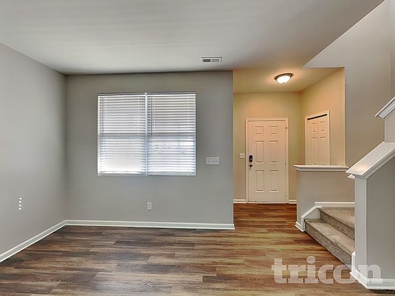 2nd image of 1021 Skillbeck Rd