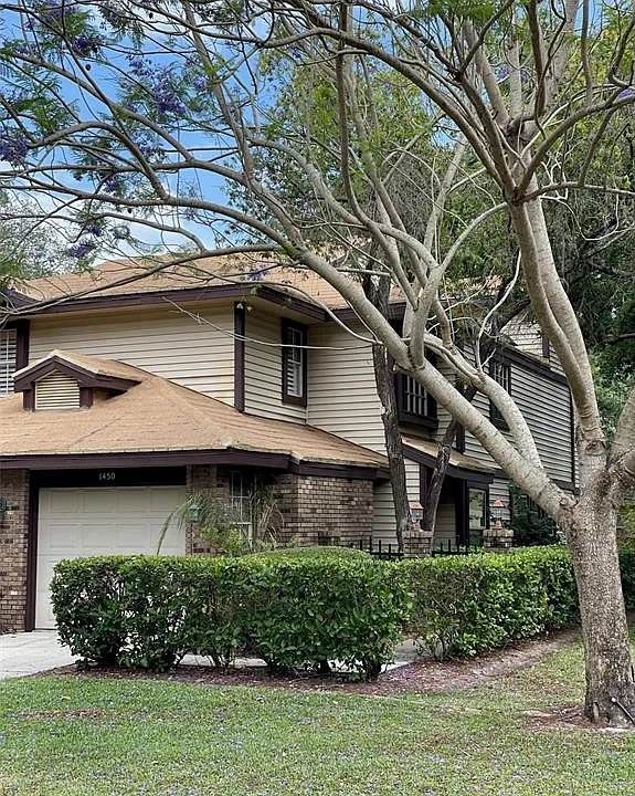 1450 Mahogany Ln
