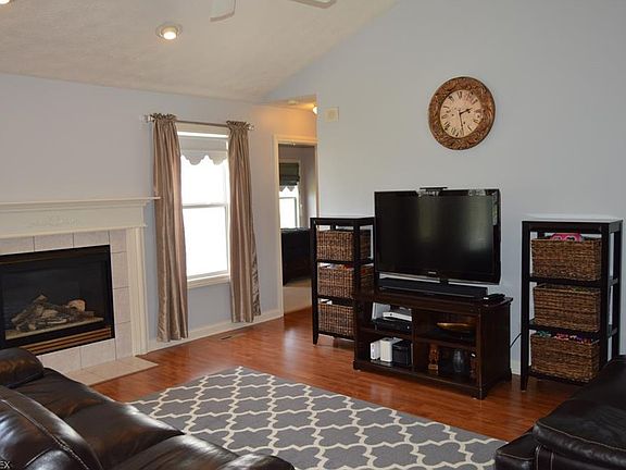 4th image of 12188 Nutmeg Ct