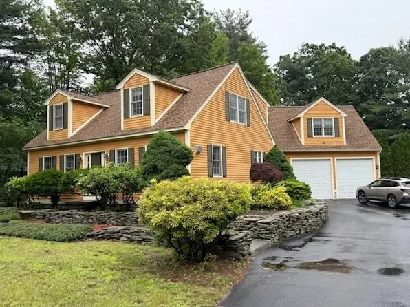 20 Mack Street, Bedford, NH 03110