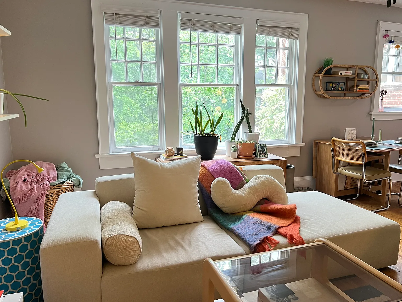 1 bed, 900 sqft, $1,895 — Photo 2