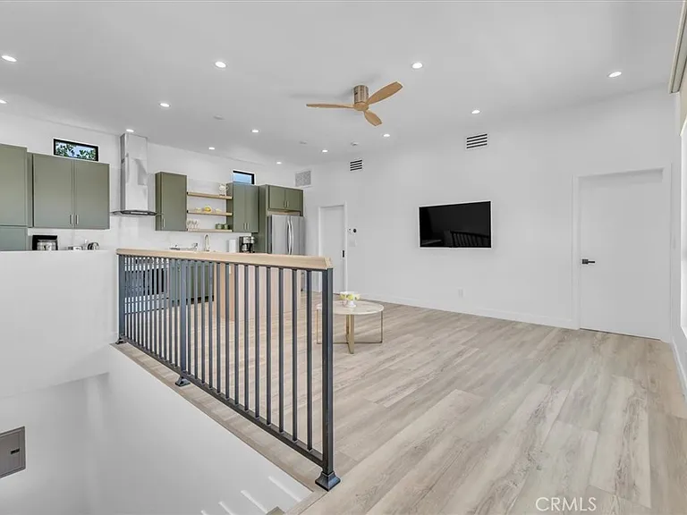 5046 Cerrillos Dr — Photo 17