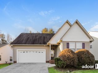 524 Clear Meadow Dr, Winston Salem, NC 27107