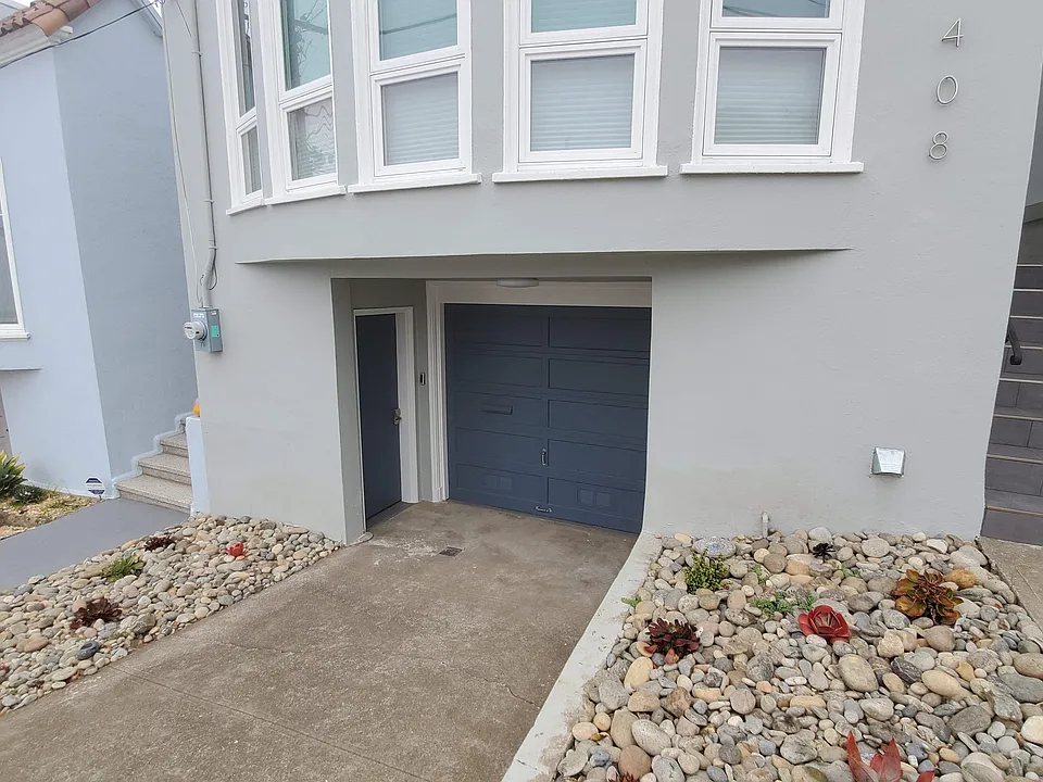 408 Rivera St