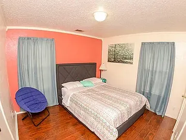 1502 Pikeview Ter — Photo 9