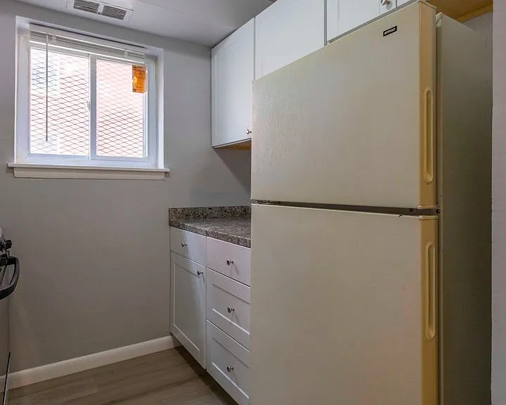 For Rent: Historic Charm at 2300 Eutaw Place Your Urban Retreat Awaits! — Photo 22
