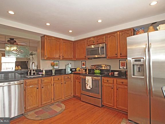 5th image of 6804 Ericka Ave