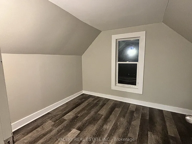 1091 Highland Ave #1 — Photo 9