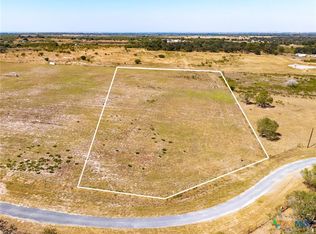 13 Seay World Ln, Seguin, TX 78155