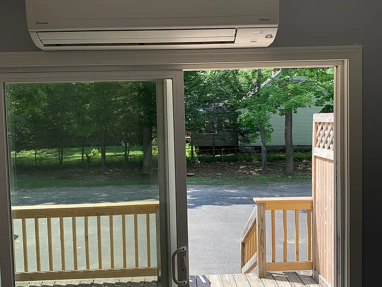 213 Park Ave — Photo 2