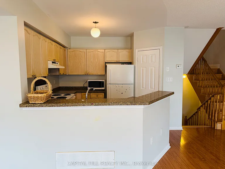 5959 Stonebriar Cres — Photo 6