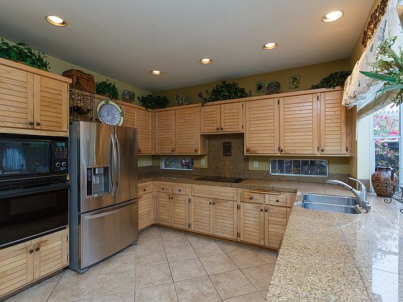 5th image of 14405 Seabridge Ln