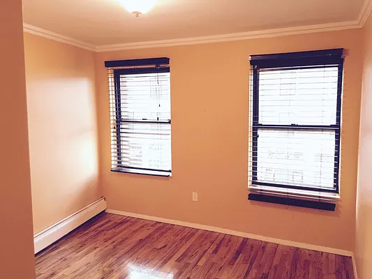 Rented by Access New York Group | media 21