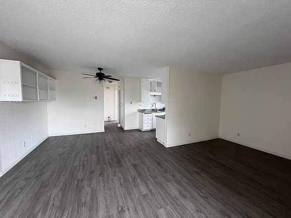 2nd image of 4321 Cass St APT 10