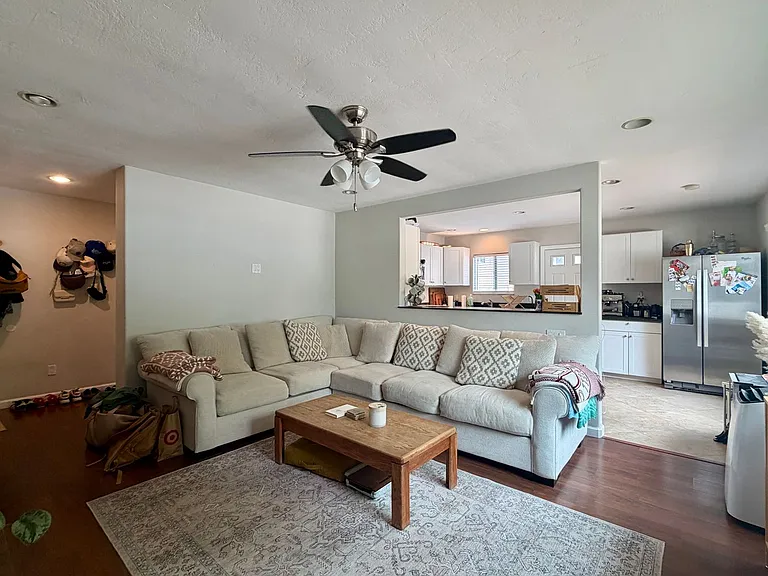 3359 Roosevelt St — Photo 7