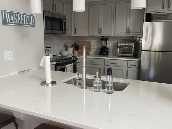 222 Sweet Allen Farm Rd APT D-3, Wakefield, RI 02879