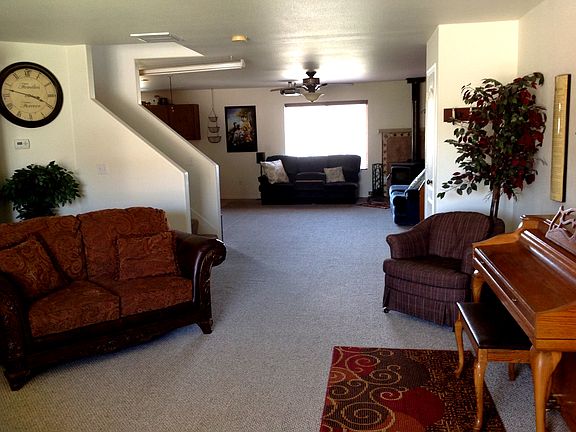 4th image of 152 Kestrel Drive