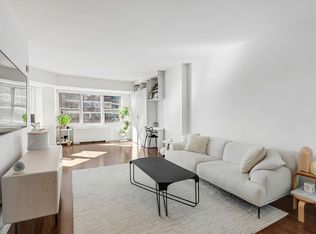 305 E 24th St, New York, NY 10010