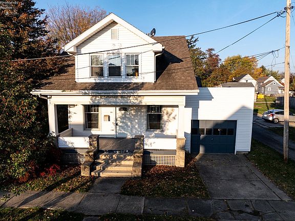 2nd image of 808 Stilwell Ave