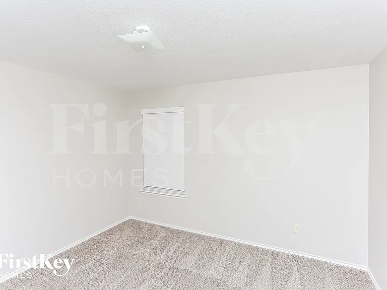 1221 Koto Wood Dr — Photo 11