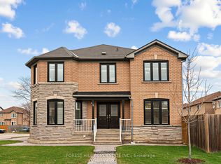 5 Manitoba Pl, Brampton, ON