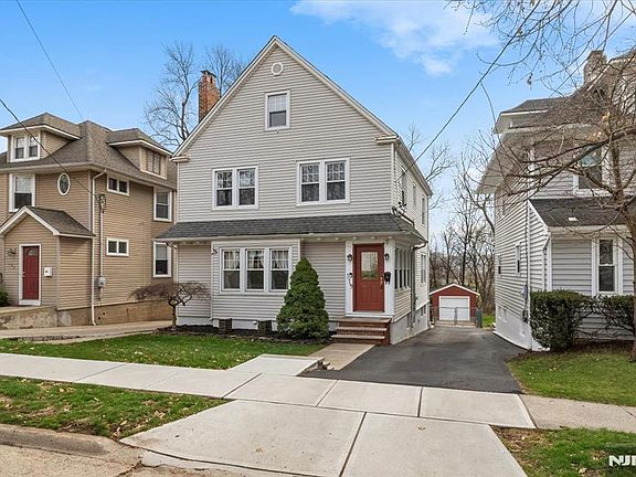2nd image of 119 Overpeck Ave