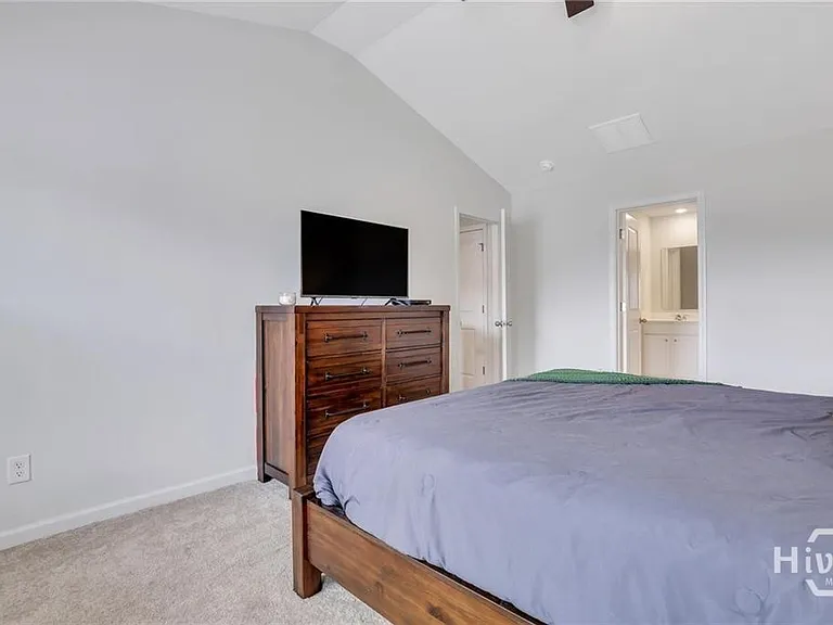 2 Coby Ln — Photo 16