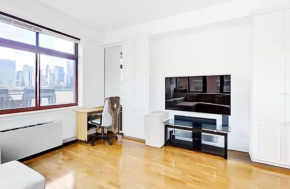 4th image of 4-74 48th Ave APT 5A
