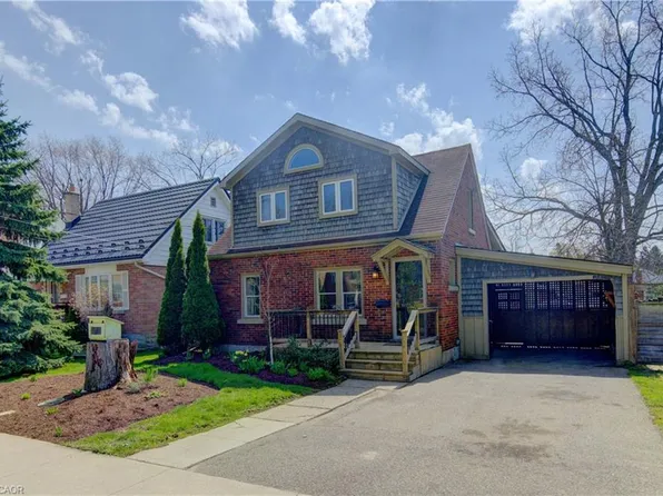 163 Binscarth Rd, Kitchener, ON N2M 3E4